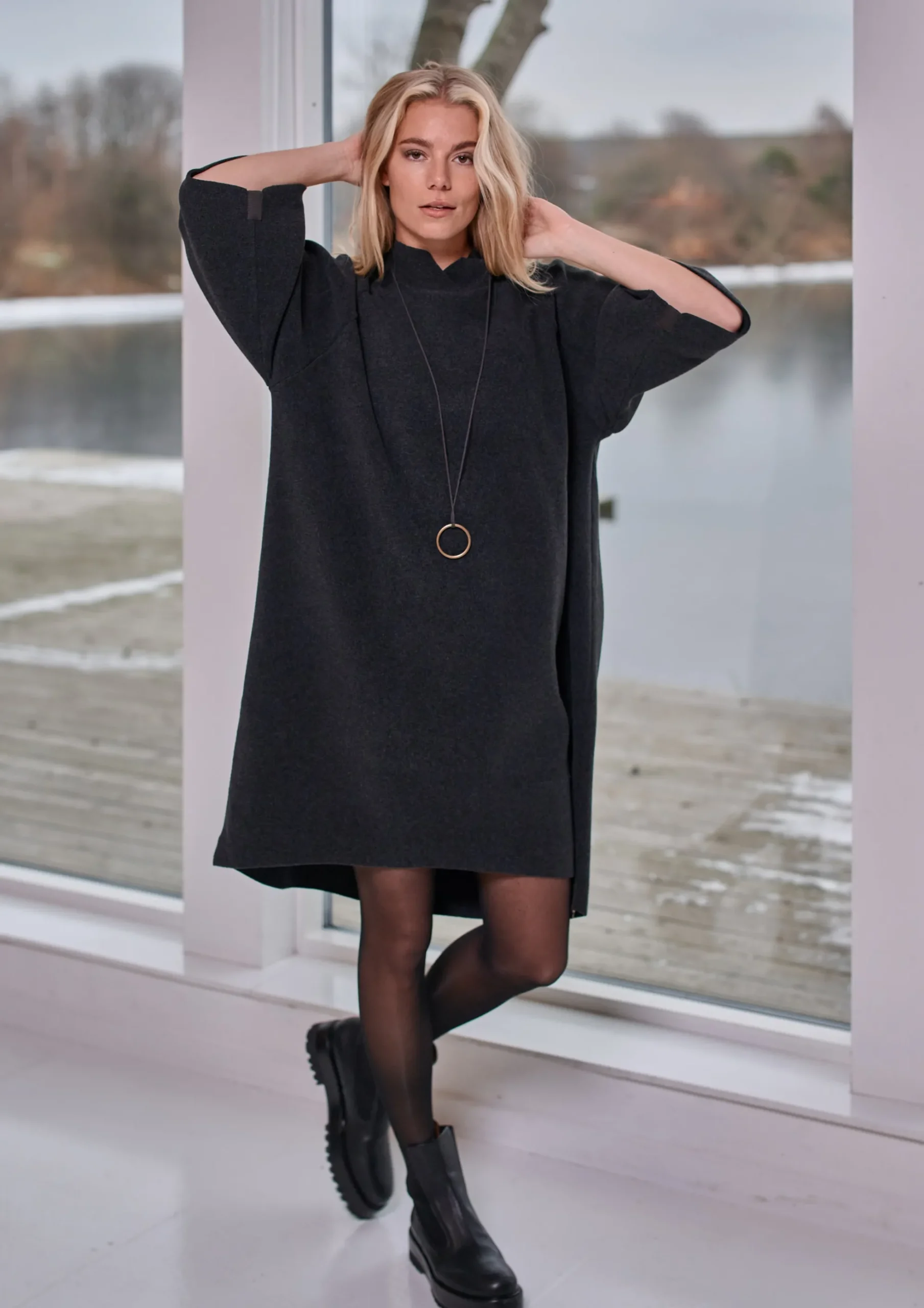 KJOLE MED HØJ HALS | 3243|Henriette Steffensen Copenhagen Store