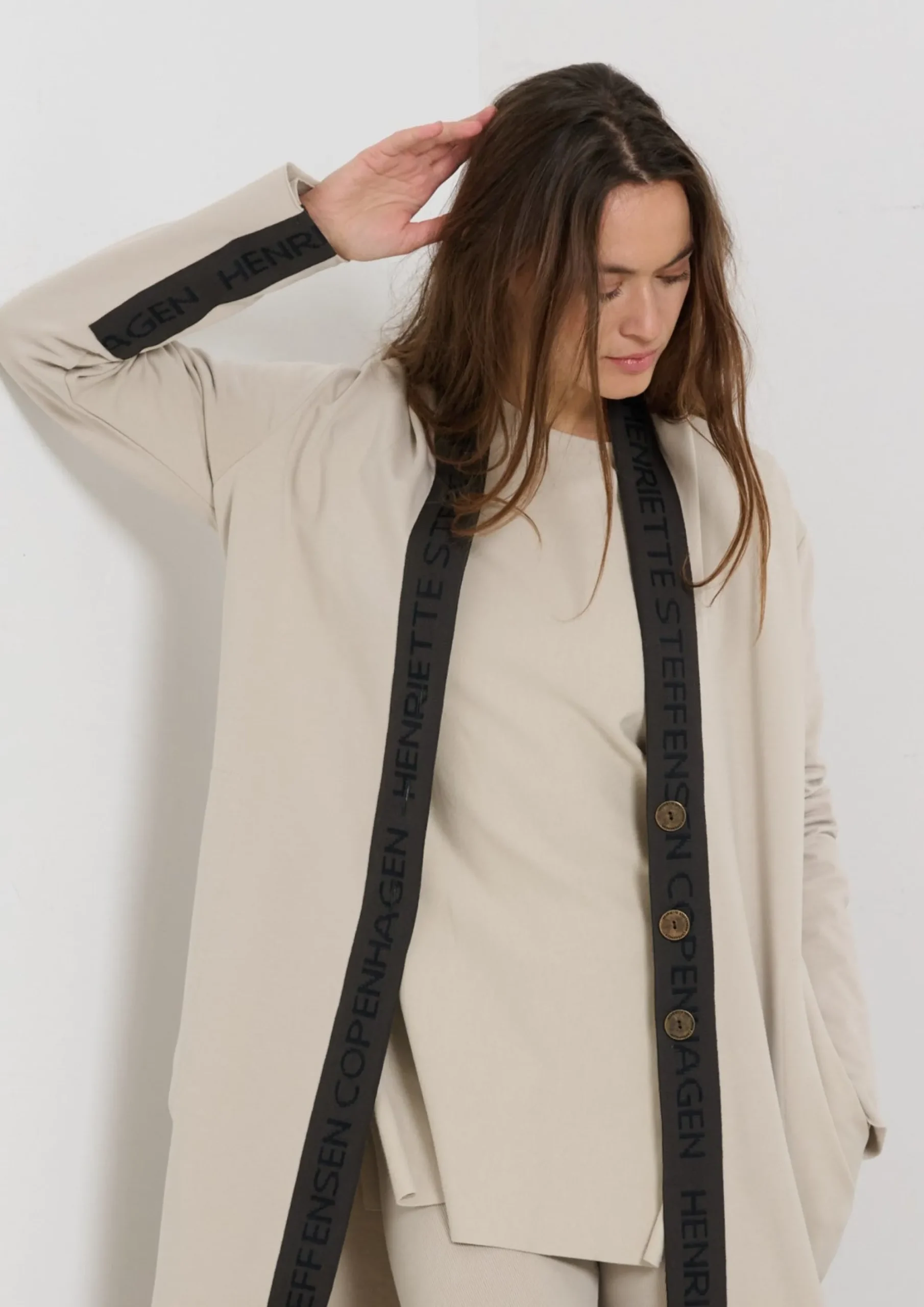 LANG CARDIGAN MED MESSINGKNAPPER | 77003|Henriette Steffensen Copenhagen Hot