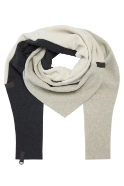 TRIANGLE SCARF PATCH | 4100|Henriette Steffensen Copenhagen Best